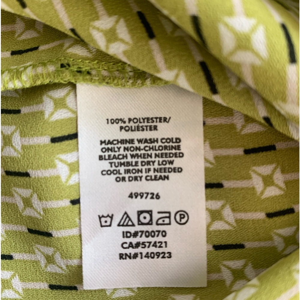 Beautiful Ann Taylor Factory size medium blouse! - Picture 3 of 5